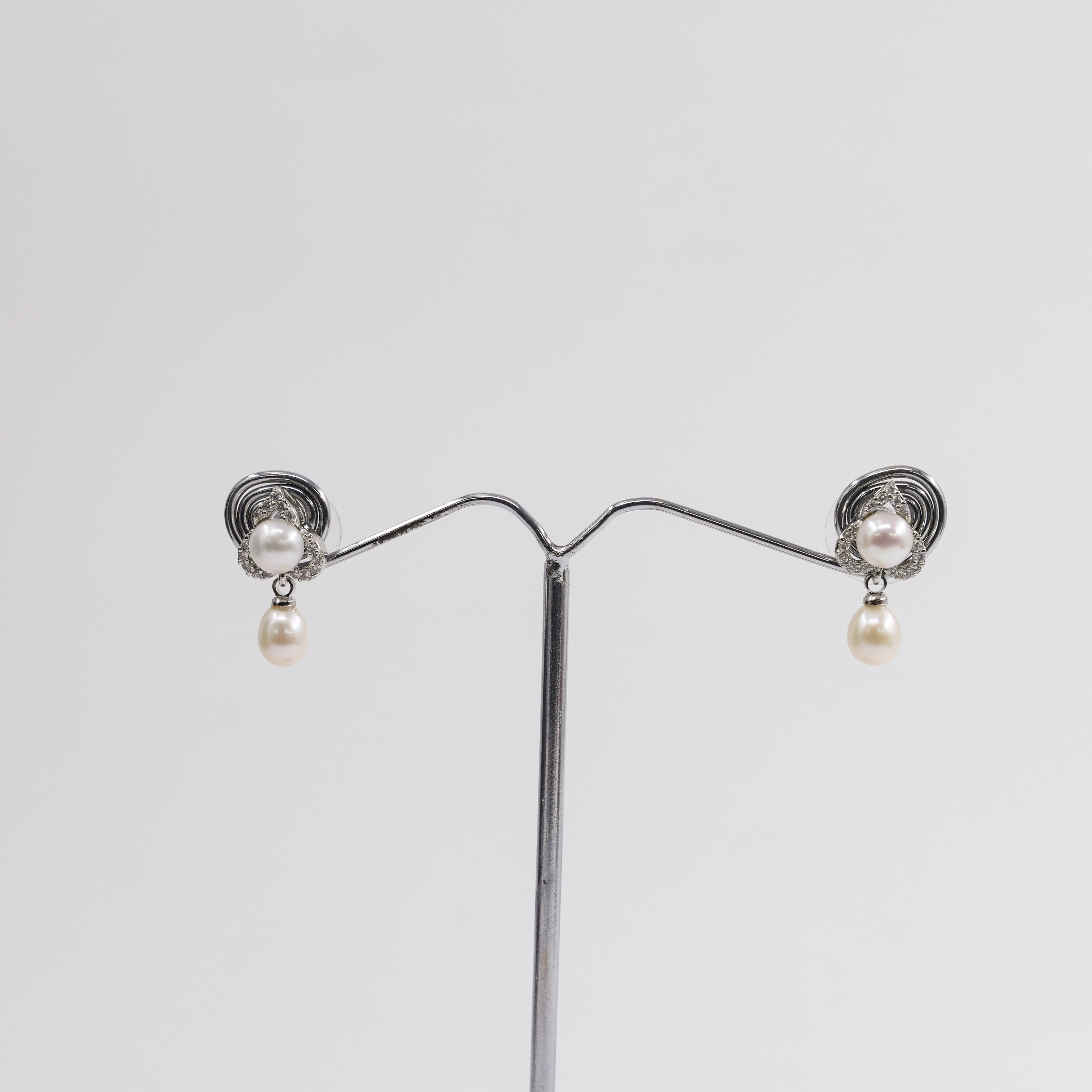 Order Rice and Flat Pearl Necklace Set online in Hyderabad